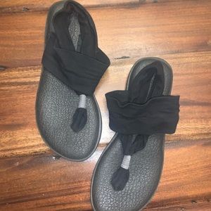 Sanuk sandals